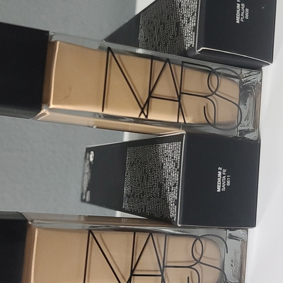 ✅️ALL SHADES ~ NARS Natural Radiant Longwear Foundation ~ New in Box - Picture 9 of 12